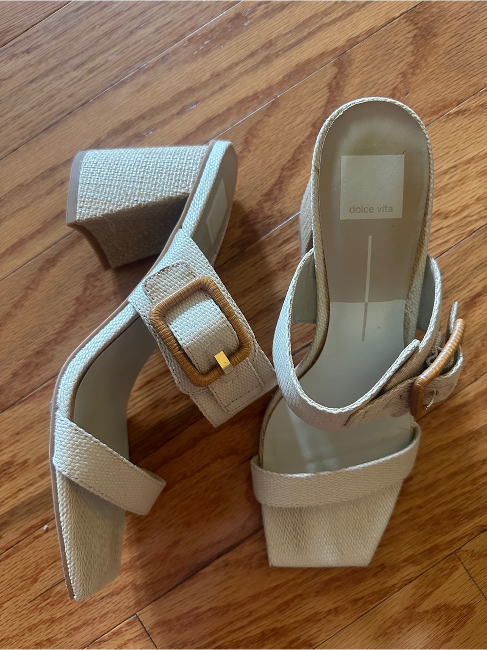 Dolce Vita Women's Posy Raffia Wedge With Buckle - Wheat